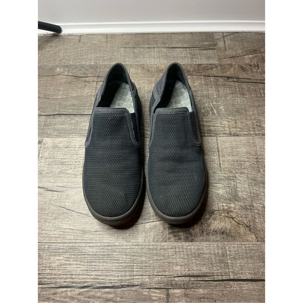 Olukai grey ki’lhele slip on shoes size 8